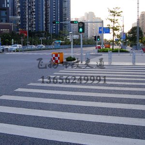 說一說蘇州道路劃線劃分為哪些？對應(yīng)表示什么？