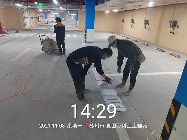 道路劃線，車位劃線，停車位劃線