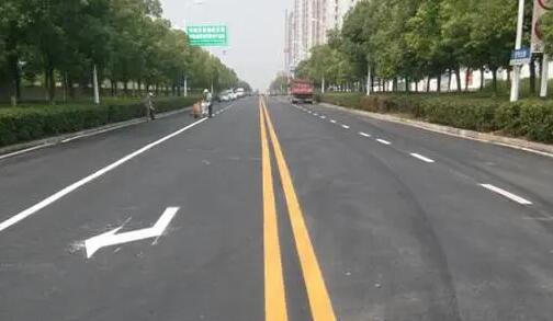 道路劃線的標(biāo)準(zhǔn)尺寸，道路劃線的寬度是多少？